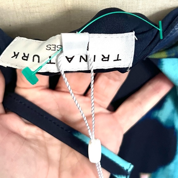 NWT, Trina Turk Shirley Halter Dress Stretch Elastic ,Side-Slit Resort,Size 8 - Picture 6 of 9